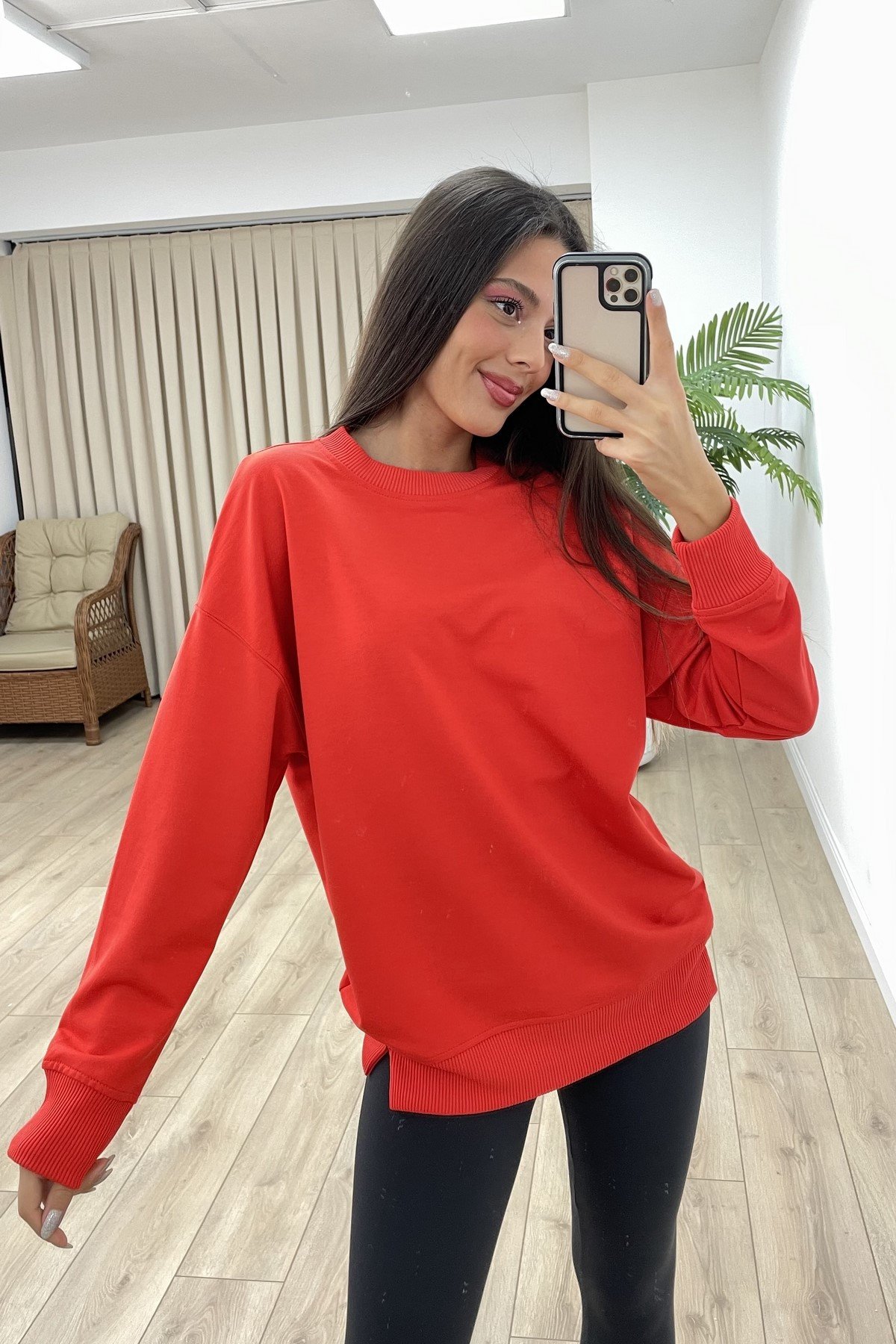 AÇIK KIRMIZI
