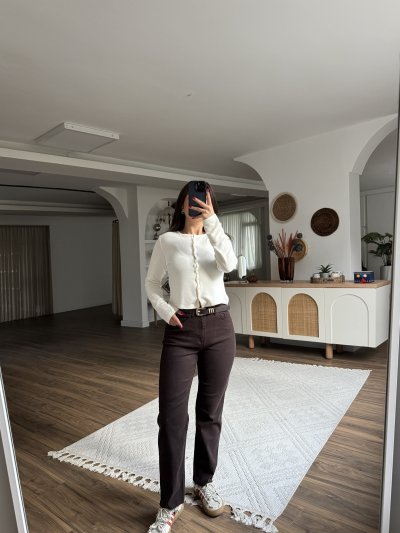 MARKA MODEL YÜKSEK BEL LİKRALI BOYFİT JEAN