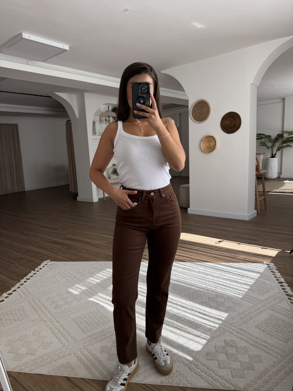 MARKA MODEL YÜKSEK BEL LİKRALI BOYFİT JEAN