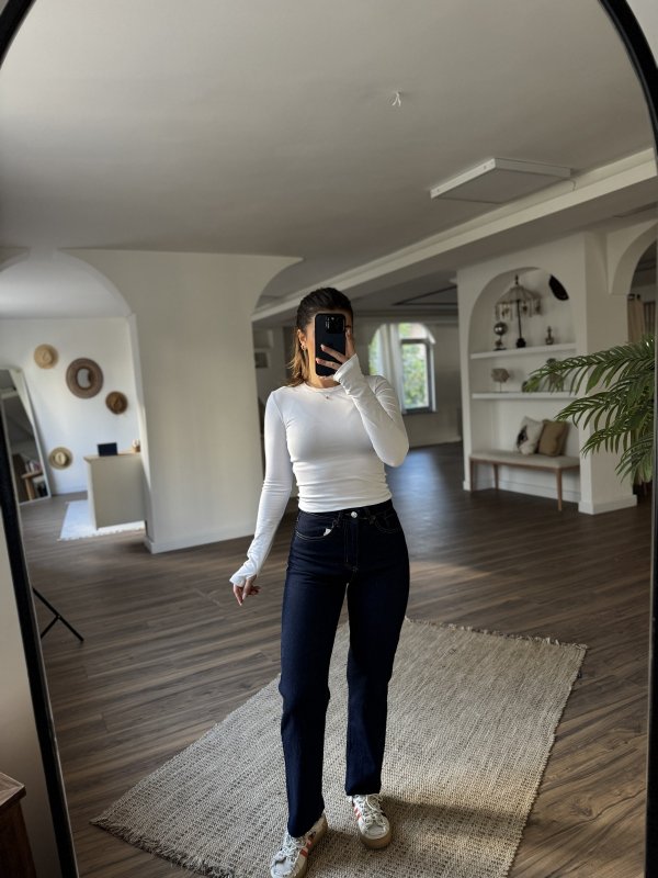 MARKA MODEL YÜKSEK BEL LİKRALI BOYFİT JEAN