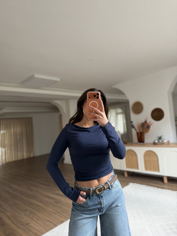 KAYIK YAKA UZUN KOL YAN BÜZGÜ VİSKON BLUZ