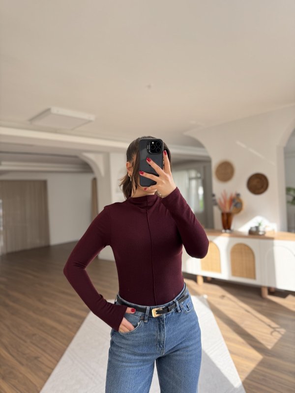 DİK YAKA ÖN DİKİŞ VİSKON BLUZ