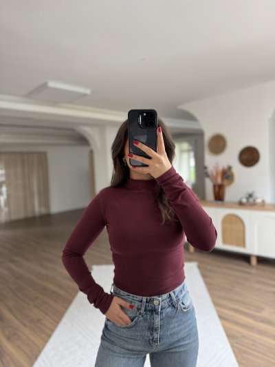 DİK YAKA PAMUK LİKRALI UZUN KOL BLUZ