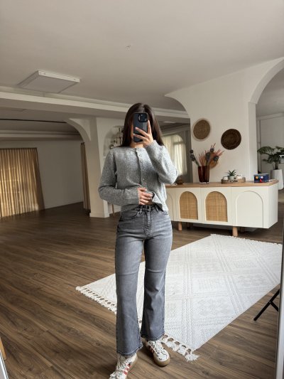 MARKA MODEL ORJİNAL PAÇA FLARE JEAN