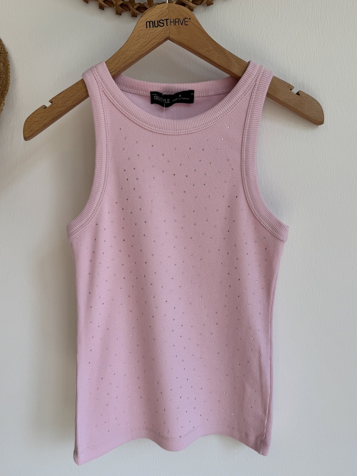 PEMBE