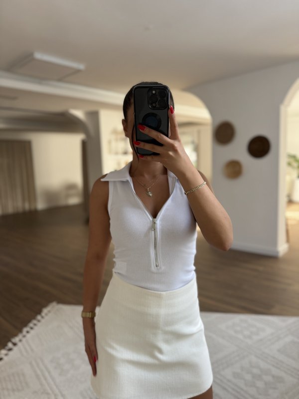 FERMUARLI YAKALI FİTİLLİ ATLET