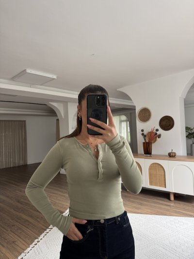 ÇITÇIT DÜĞMELİ UZUN KOL PAMUK MODAL BLUZ