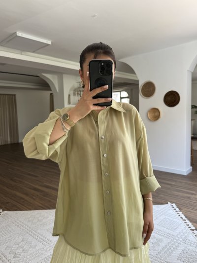 İPEKSİ SALAŞ İNCE GÖMLEK
