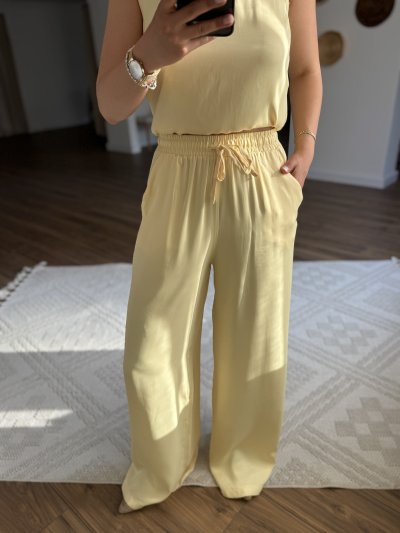 BEL LASTİKLİ CEPLİ VİSKON SATEN PANTOLON