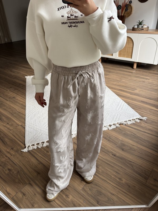 ÇİÇEK DOKU DESEN CEPLİ VİSKON RAHAT PANTOLON