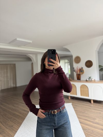 DİK YAKA YUMUŞAK DOKU YÜN KARIŞIM TRİKO BLUZ