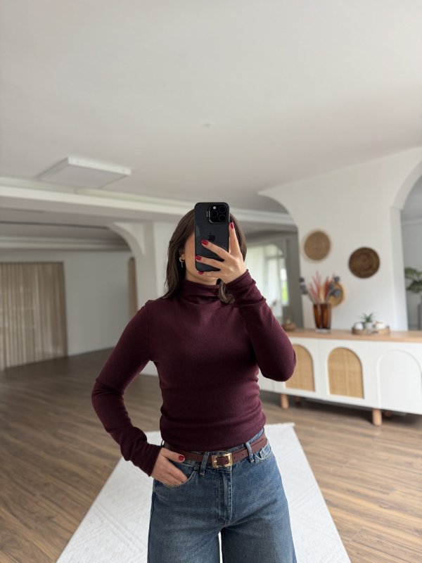 DİK YAKA YUMUŞAK DOKU YÜN KARIŞIM TRİKO BLUZ