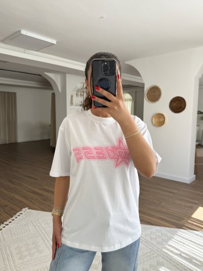 GUES PEMBE YAZI ÜSTÜ TAŞ SERPME PAMUK Tİ