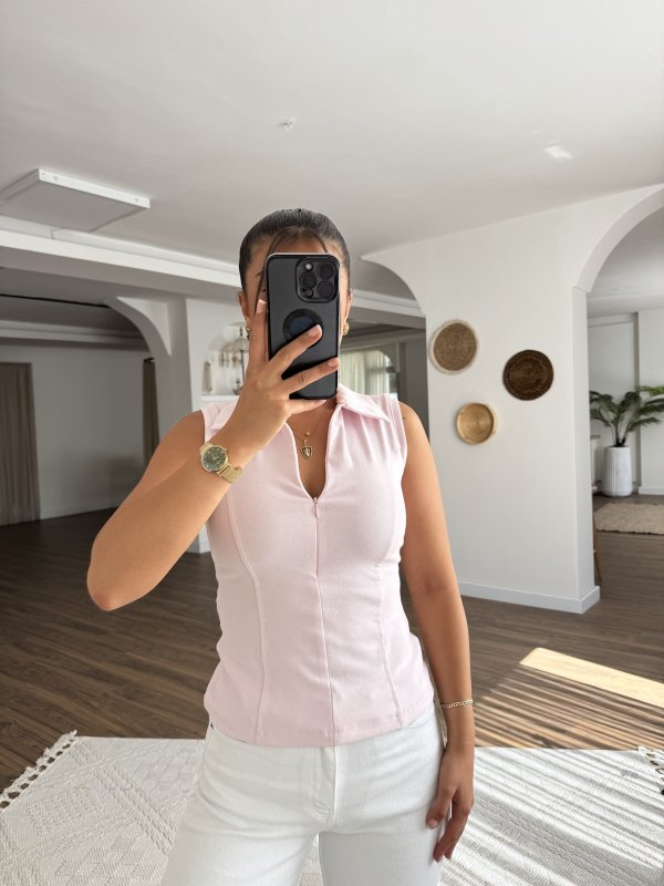 YAKALI GİZLİ FERMUAR SIFIR KOL PAMUK TİŞÖRT