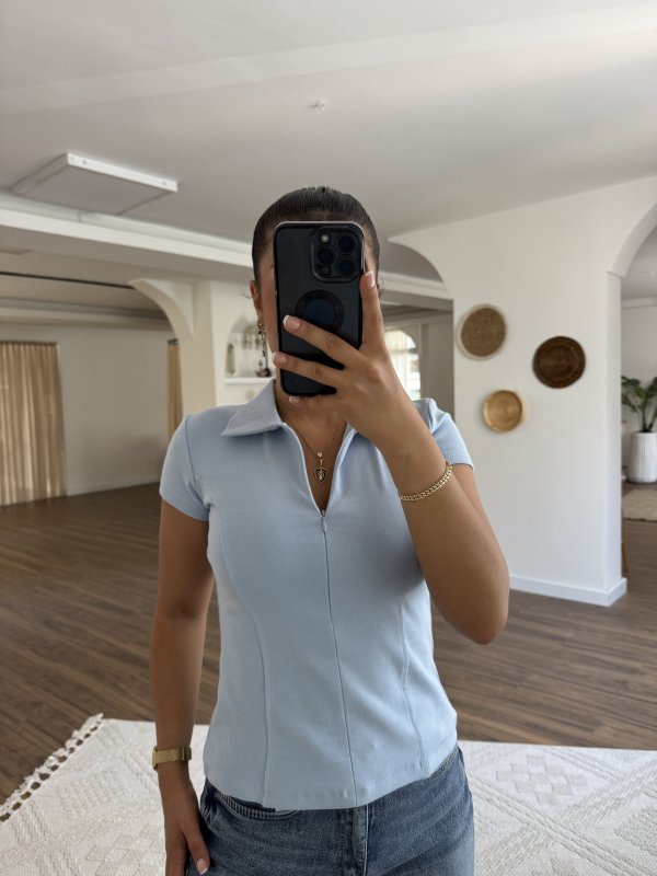 YAKALI GİZLİ FERMUAR ÇIKMA KOL PAMUK TİŞÖRT