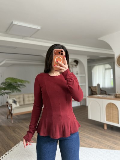 DİKİŞ DETAY ETEĞİ VOLAN UZUN KOL VİSKON BLUZ