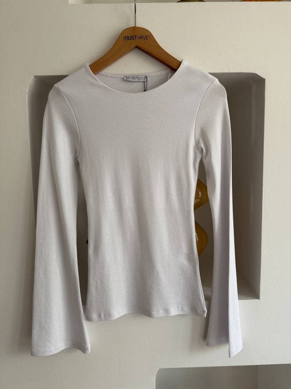 KOL VOLANLI GÖĞSÜ ÇİFT KAT MODAL PAMUK BLUZ