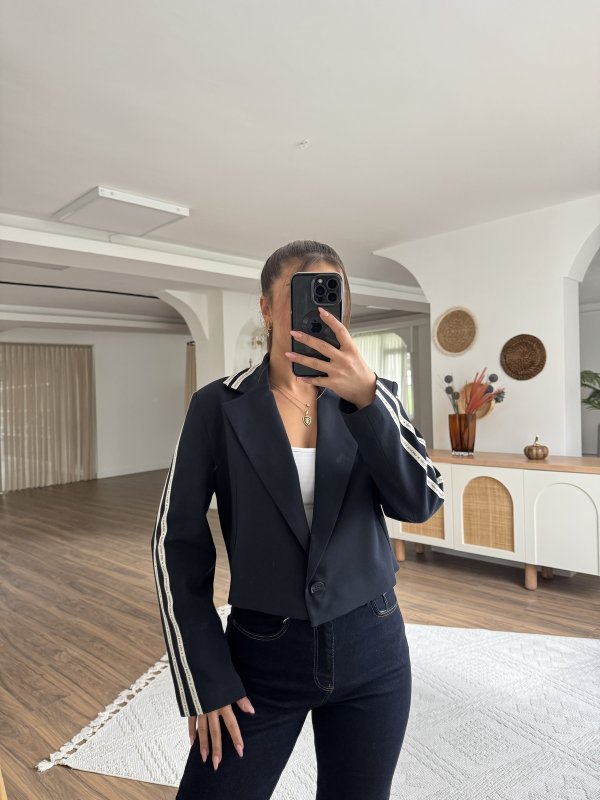 BİYE YAZI DETAY TEK DÜĞME ASTARLI KISA VİSKON CEKET