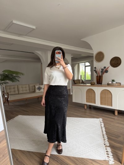 JAKARLI SATEN VİSKON ETEK