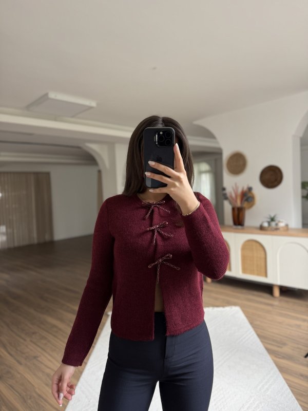 İNCİLİ FİYONK AKSESUARLI YÜN KARIŞIM HIRKA