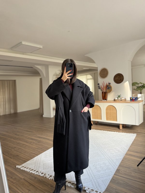 OVERSİZE GENİŞ YAKA ATKILI KAŞE KABAN