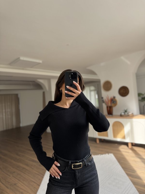 ASİMETRİK KAT YAKA YÜN KARIŞIM KAZAK