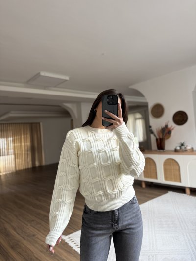 BİSİKLET YAKA KABARTMALI YÜN KARIŞIM KAZAK