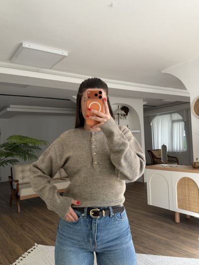 GOLD DÜĞME BİSİKLET YAKA KAZAK