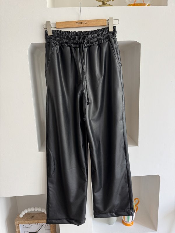 BEL LASTİK CEPLİ LİKRALI DERİ PANTOLON