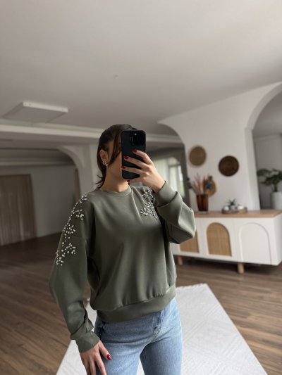 OMUZ VE ÖN DİKME TAŞ MODAL SWEAT